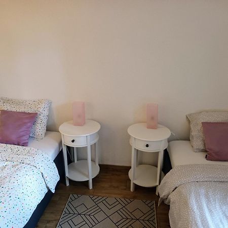 Apartment Sandra2 로브란 외부 사진