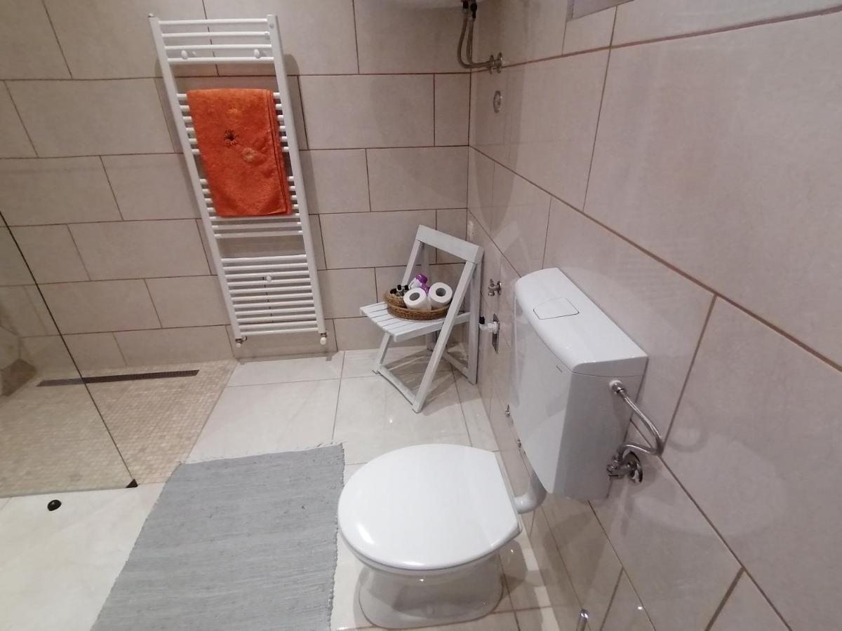 Apartment Sandra2 로브란 외부 사진