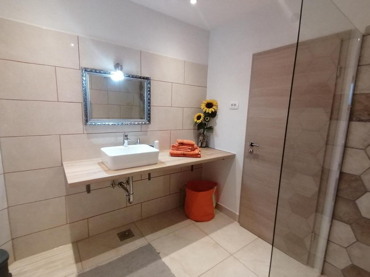 Apartment Sandra2 로브란 외부 사진